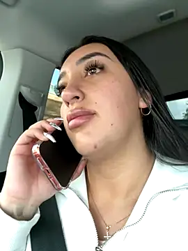 Snapshot of Hannahoff chatting on 20, 12, 2025 Hannahoff online show from 20, 12, 2025