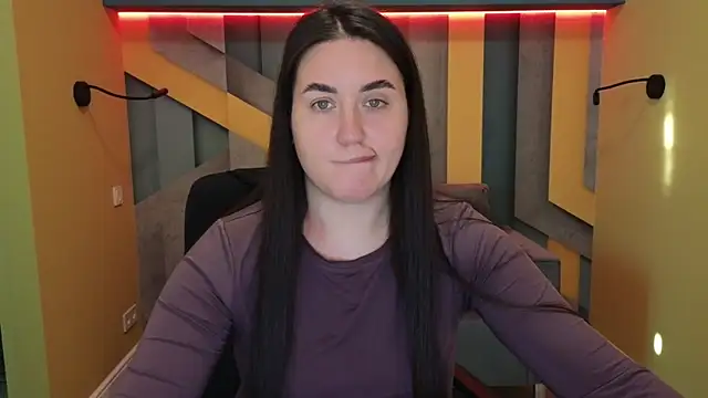 Roxie Bradley online show from 4, 1, 2025