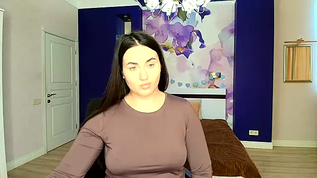 Roxie Bradley online show from 14, 1, 2025