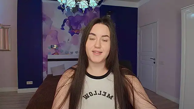 Roxie Bradley online show from 15, 1, 2025