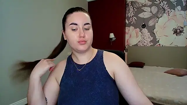 Roxie Bradley online show from 17, 6, 2026