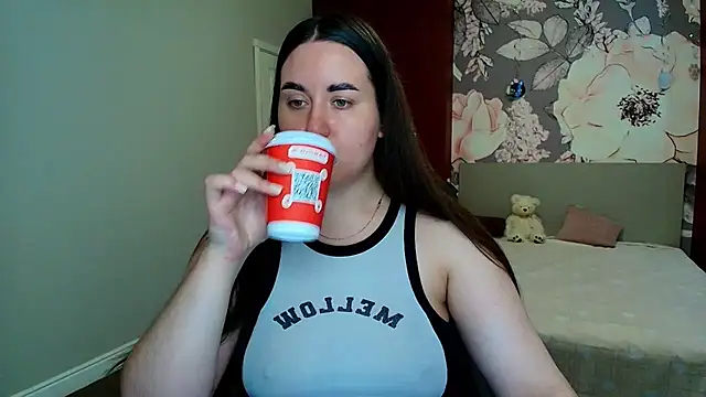Roxie Bradley online show from 9, 7, 2026