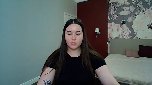 Roxie Bradley online show from 3, 8, 2026