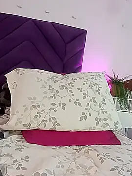 haileystone online show from 30, 6, 2026