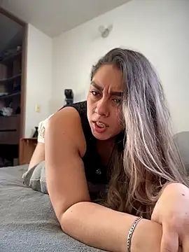 Im sophiie online show from 10, 7, 2026
