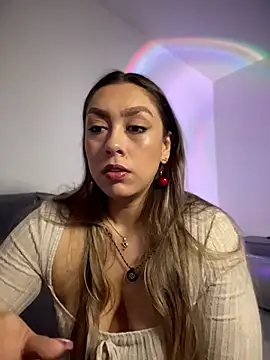 Im sophiie online show from 2, 8, 2026