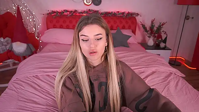 Lili Danger online show from 1, 1, 2025