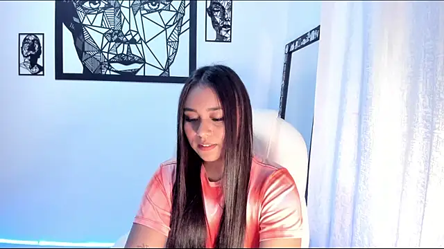 Ciara8 online show from 28, 2, 2025