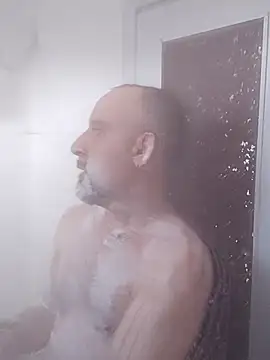 Snapshot of BuckWessle chatting on 14, 2, 2025 BuckWessle online show from 14, 2, 2025