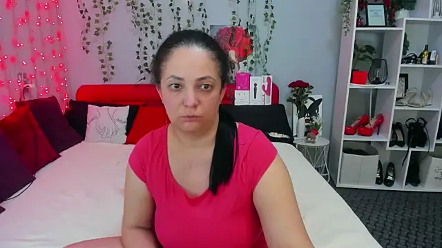 DarlingMilf online show from 23, 11, 2025