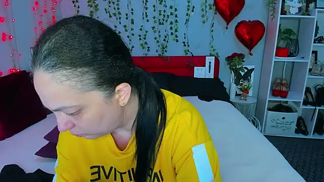 DarlingMilf online show from 1, 5, 2026
