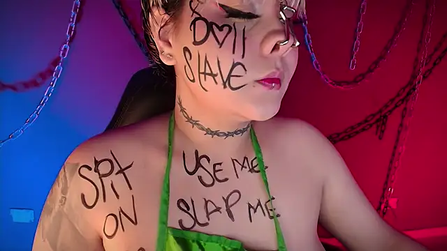 Laura takint online show from 29, 12, 2024