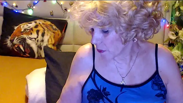 HappyWomanOn online show from 8, 2, 2026