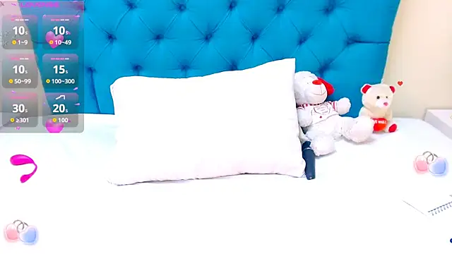 Nayla Garner online show from 16, 10, 2025