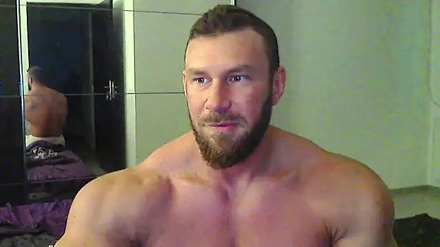 Snapshot of muscularkevin chatting on 13, 5, 2026 muscularkevin online show from 13, 5, 2026