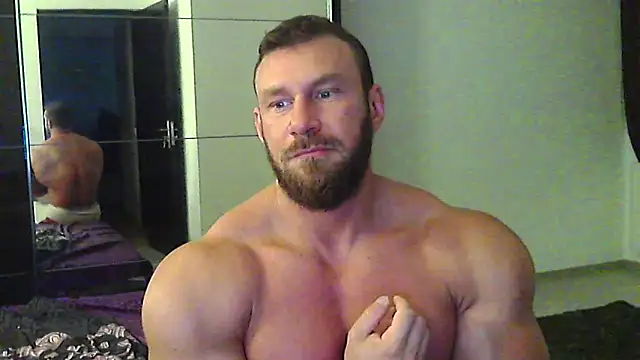 Snapshot of muscularkevin chatting on 18, 5, 2026 muscularkevin online show from 18, 5, 2026