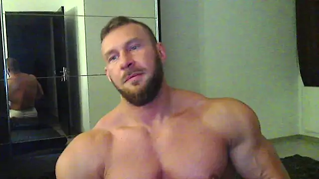 Snapshot of muscularkevin chatting on 23, 5, 2026 muscularkevin online show from 23, 5, 2026