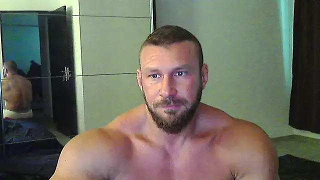 Snapshot of muscularkevin chatting on 18, 6, 2026 muscularkevin online show from 18, 6, 2026