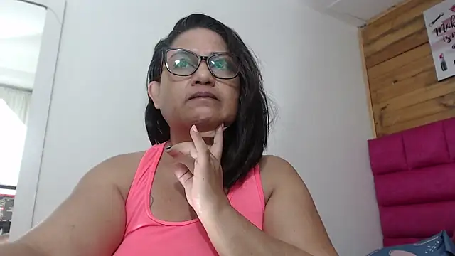 Katha Marck online show from 3, 5, 2026