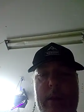 Hotredheadandtoungelasher online show from 17, 11, 2025