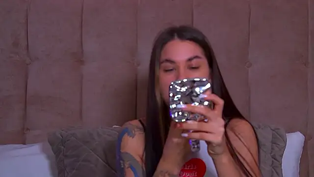 RachelSimpson online show from 20, 1, 2025