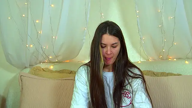 RachelSimpson online show from 22, 3, 2026