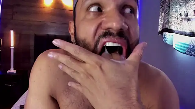 Snapshot of anthonylatynxd chatting on 9, 2, 2025 anthonylatynxd online show from 9, 2, 2025