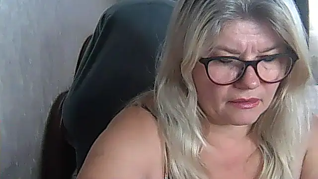 Snapshot of Diana_49 chatting on 15, 9, 2025 Diana 49 online show from 15, 9, 2025