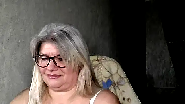 Snapshot of Diana_49 chatting on 5, 1, 2026 Diana 49 online show from 5, 1, 2026