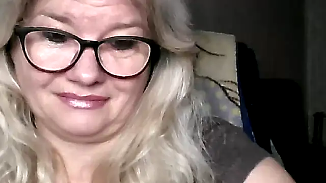 Snapshot of Diana_49 chatting on 2, 2, 2026 Diana 49 online show from 2, 2, 2026