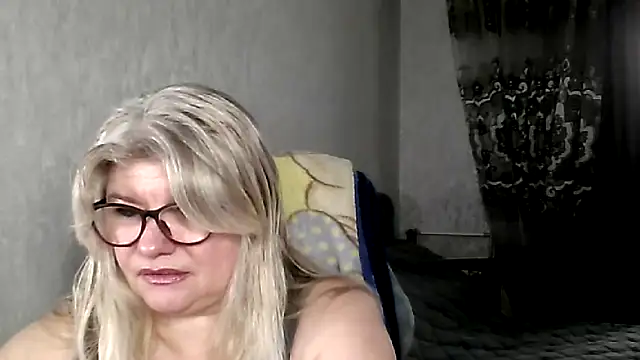 Snapshot of Diana_49 chatting on 8, 2, 2026 Diana 49 online show from 8, 2, 2026