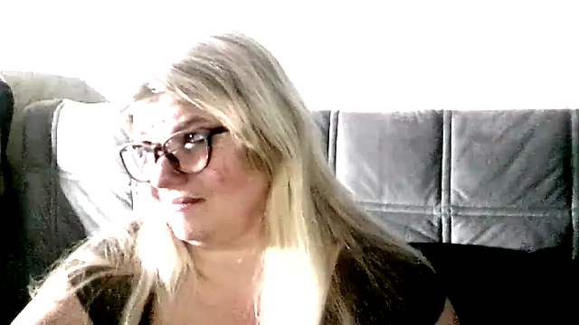 Snapshot of Diana_49 chatting on 20, 2, 2026 Diana 49 online show from 20, 2, 2026