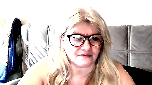 Snapshot of Diana_49 chatting on 26, 2, 2026 Diana 49 online show from 26, 2, 2026