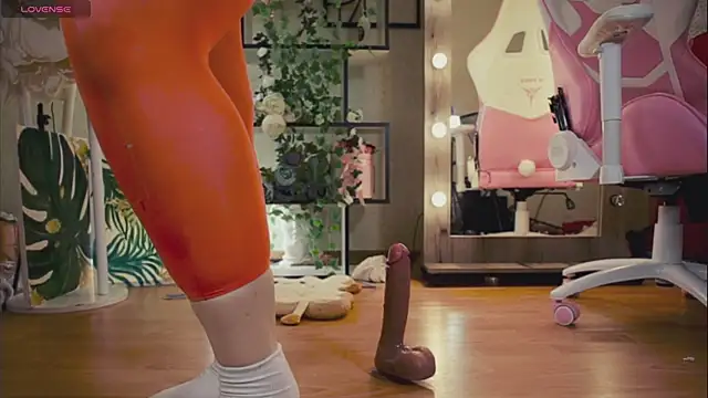 Chery Lady22 online show from 8, 2, 2025