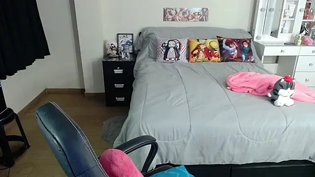 Snapshot of kittykat18x chatting on 6, 10, 2025 kittykat18x online show from 6, 10, 2025