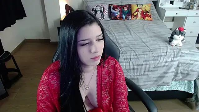 Snapshot of kittykat18x chatting on 24, 10, 2025 kittykat18x online show from 24, 10, 2025