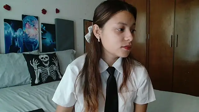 3littleschoolteens online show from 25, 6, 2026