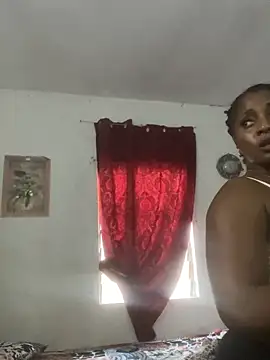 Snapshot of Deezdivine chatting on 8, 3, 2026 Deezdivine online show from 8, 3, 2026