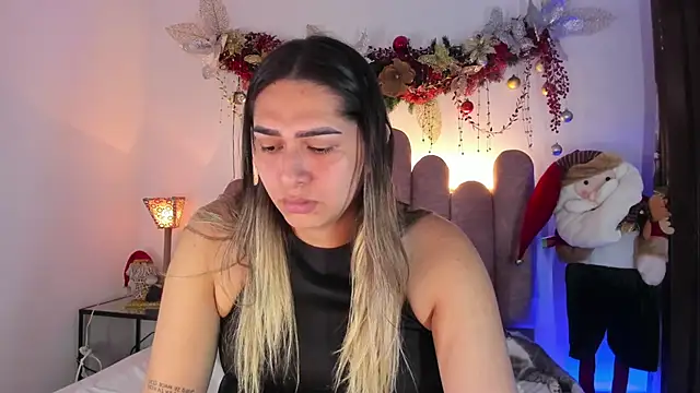 Snapshot of ISABELLASSMITH chatting on 16, 12, 2024 ISABELLASSMITH online show from 16, 12, 2024