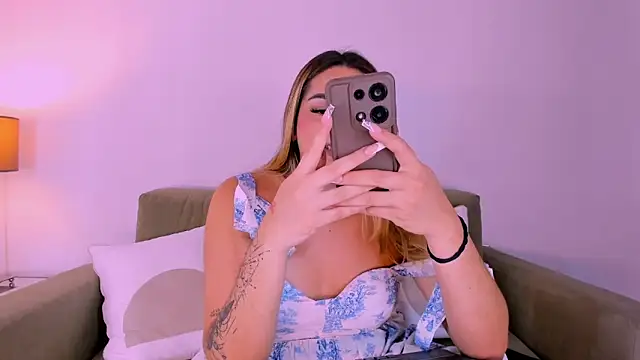 Snapshot of ISABELLASSMITH chatting on 11, 3, 2025 ISABELLASSMITH online show from 11, 3, 2025