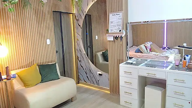 deepieredandwett online show from 12, 2, 2026