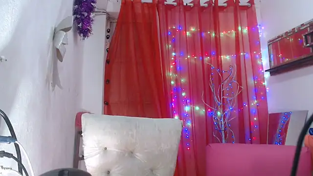 heyline milf online show from 25, 6, 2026