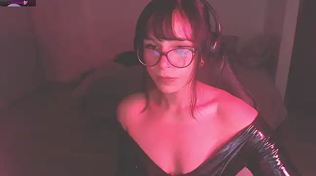 Snapshot of modjo_ chatting on 16, 2, 2025 modjo online show from 16, 2, 2025