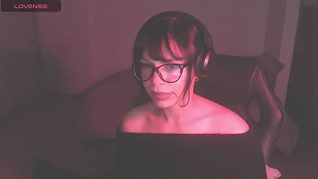 Snapshot of modjo_ chatting on 28, 9, 2025 modjo online show from 28, 9, 2025