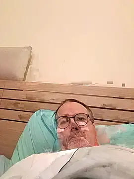 Snapshot of mike9473 chatting on 30, 10, 2025 mike9473 online show from 30, 10, 2025