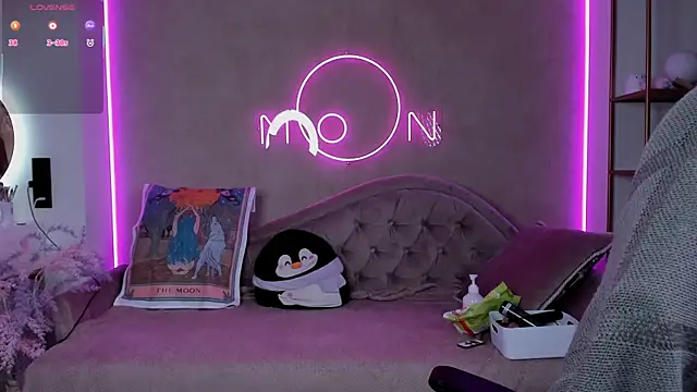 lika lil online show from 4, 10, 2025