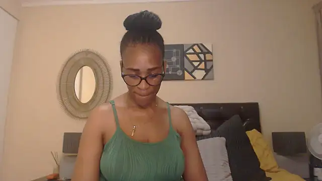 Snapshot of Creamyass22 chatting on 18, 3, 2025 Creamyass22 online show from 18, 3, 2025