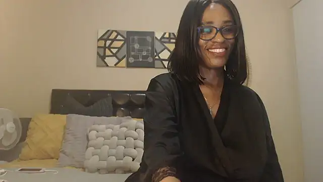 Creamyass22 online show from 30, 4, 2026