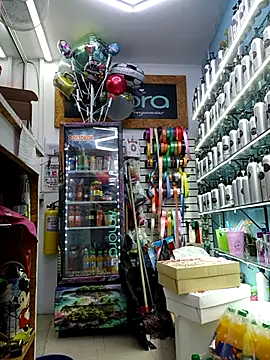 LunaZambrano online show from 22, 9, 2025