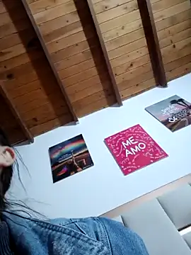 LunaZambrano online show from 27, 2, 2026